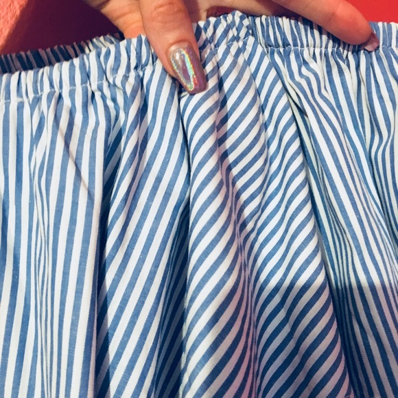 Crop Top - Picture 3 of 8